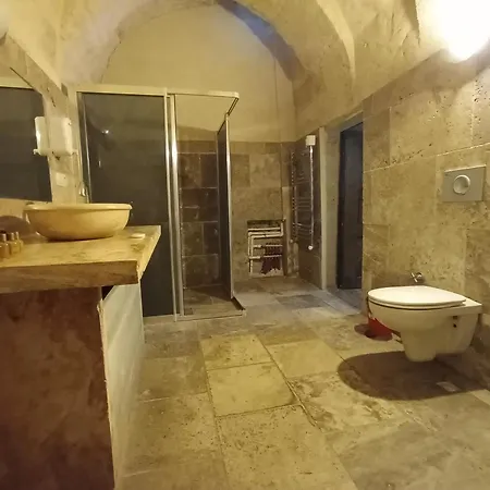 Sandik Cave House