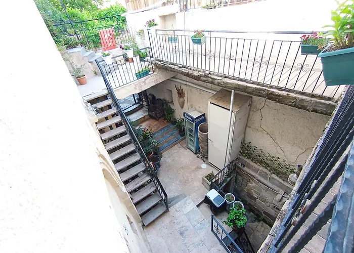 Sandik Cave House Hotel *