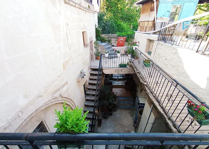 Sandik Cave House Hotel