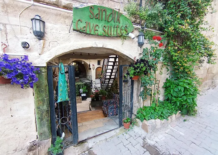 Hotel Sandik Cave House