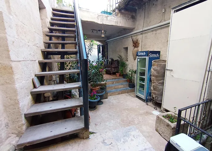 Sandik Cave House Hotel *